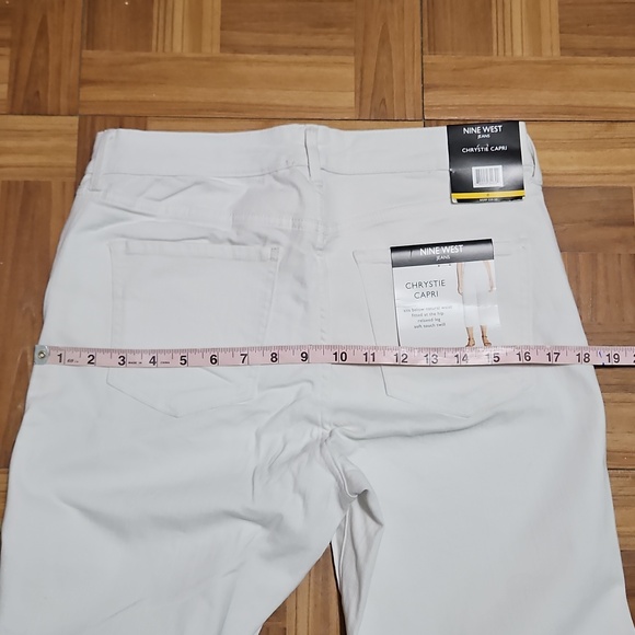 NINE WEST chrystie capri's - Picture 12 of 14